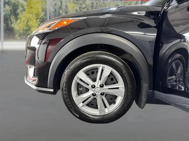 2022 Nissan Kicks S Xtronic CVT