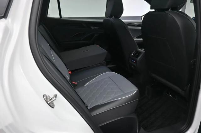 2026 Volkswagen Tiguan SEL R-Line Turbo