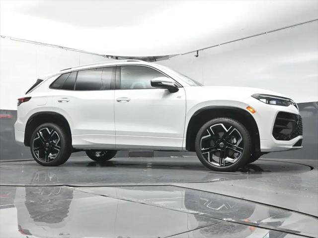 2026 Volkswagen Tiguan SEL R-Line Turbo