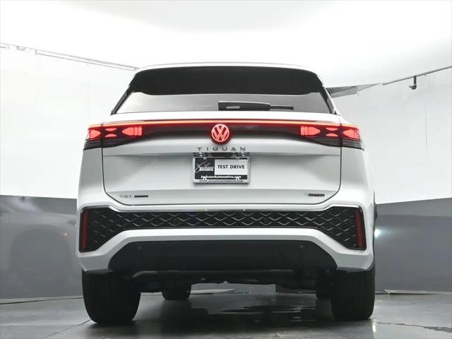 2026 Volkswagen Tiguan SEL R-Line Turbo