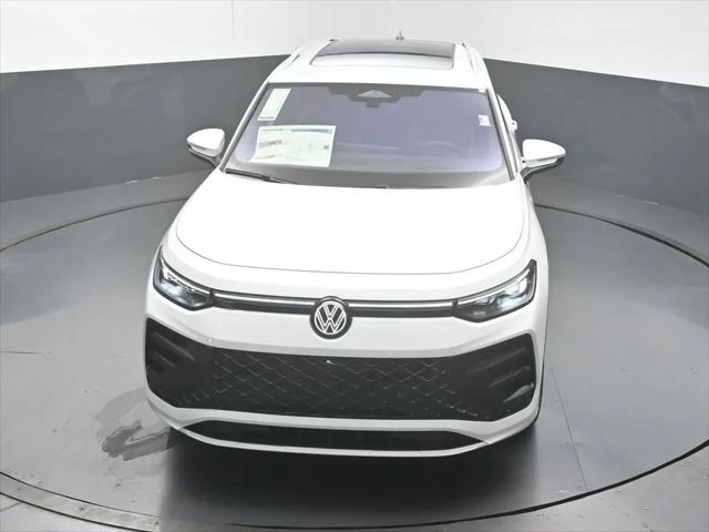2026 Volkswagen Tiguan SEL R-Line Turbo