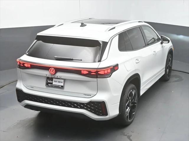 2026 Volkswagen Tiguan SEL R-Line Turbo