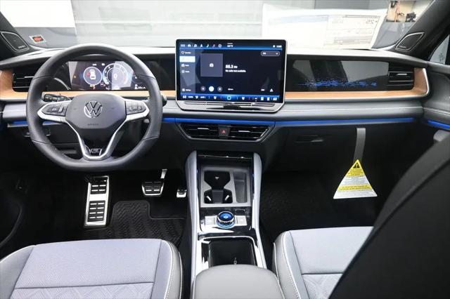 2026 Volkswagen Tiguan SEL R-Line Turbo