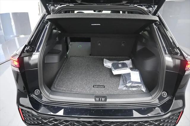 2026 Volkswagen Tiguan SEL R-Line Turbo