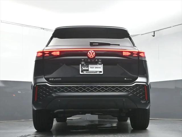 2026 Volkswagen Tiguan SEL R-Line Turbo