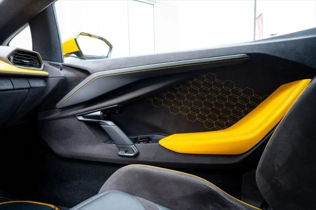 2024 Lamborghini Revuelto Revuelto