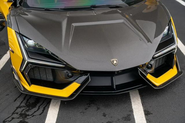 2024 Lamborghini Revuelto Revuelto