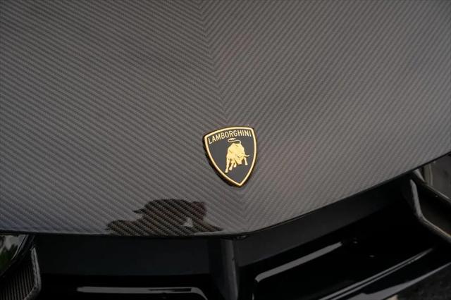 2024 Lamborghini Revuelto Revuelto