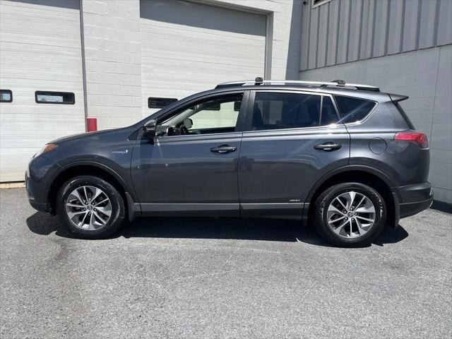 2017 Toyota RAV4 Hybrid XLE
