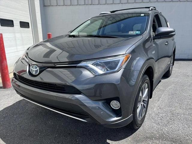 2017 Toyota RAV4 Hybrid XLE