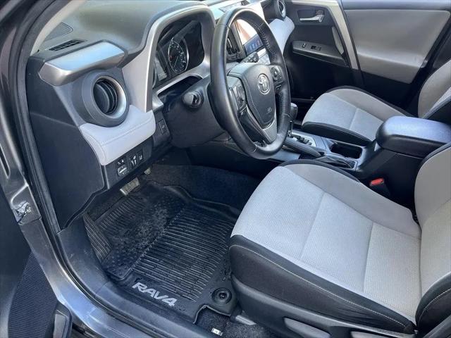 2017 Toyota RAV4 Hybrid XLE