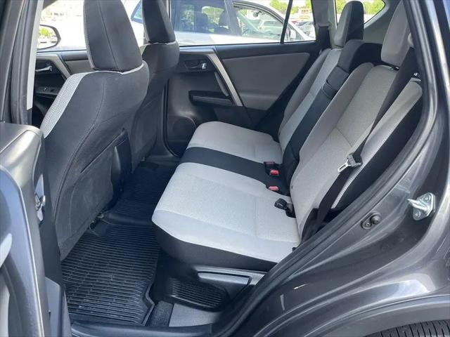 2017 Toyota RAV4 Hybrid XLE
