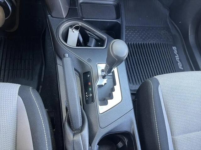 2017 Toyota RAV4 Hybrid XLE