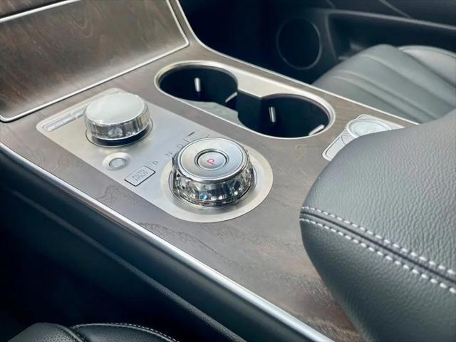 2025 Genesis GV80 2.5T Select AWD