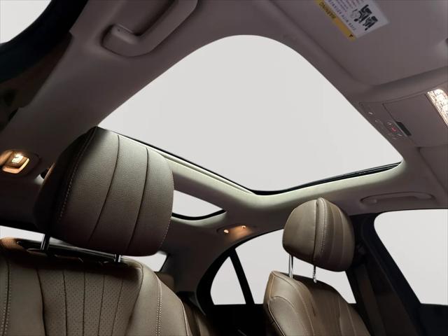2017 Mercedes-Benz E-CLASS E 300 E 300