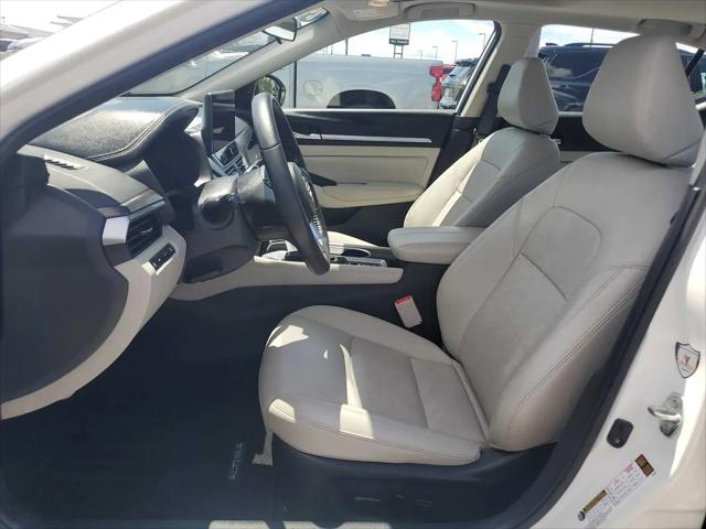 2024 Nissan Altima SL FWD