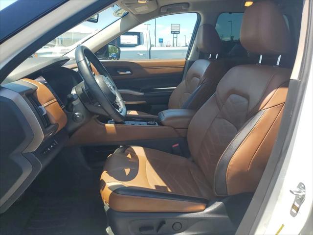 2024 Nissan Pathfinder Platinum 4WD