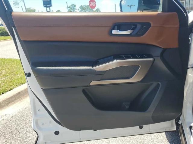 2024 Nissan Pathfinder Platinum 4WD
