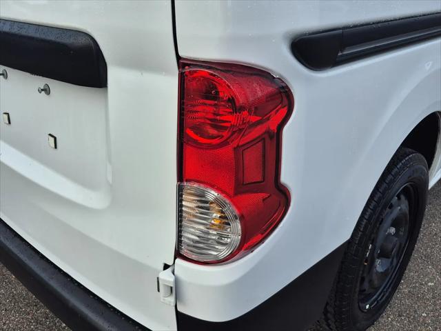 2021 Nissan NV200 Compact Cargo S Xtronic CVT