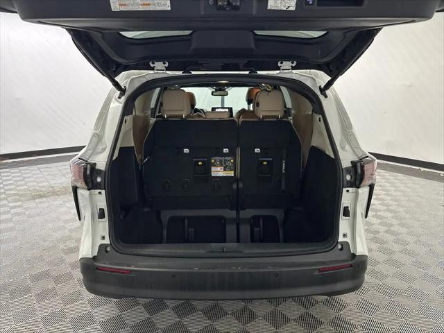 2023 Toyota Sienna XLE