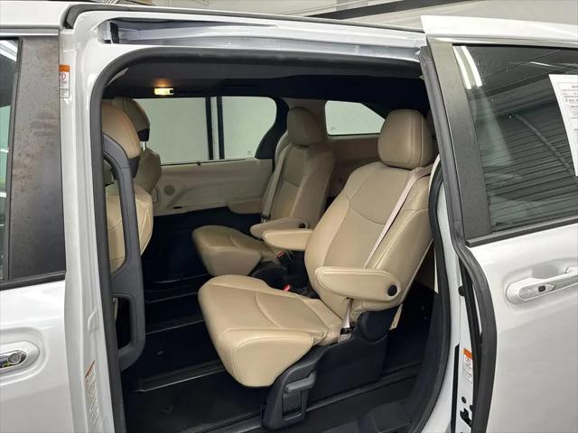 2023 Toyota Sienna XLE