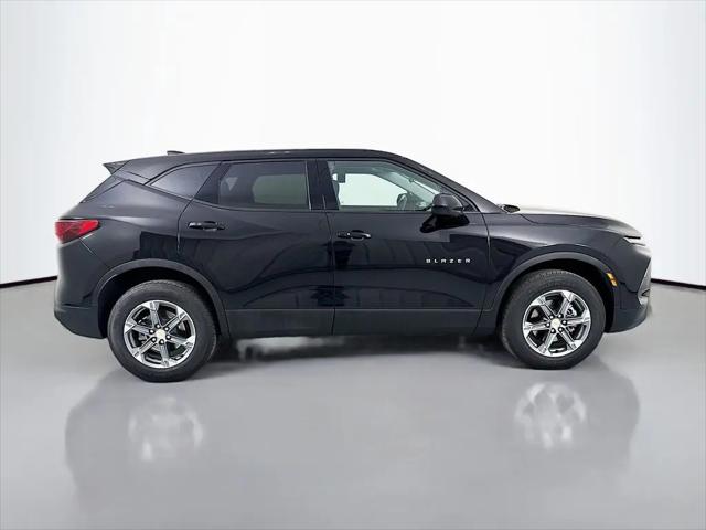 2025 Chevrolet Blazer AWD 2LT