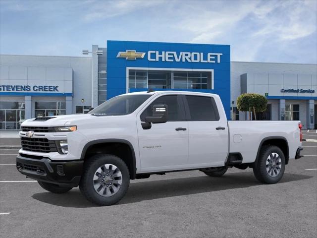 2026 Chevrolet Silverado 2500HD Crew Cab, Long Bed, Custom, RWD