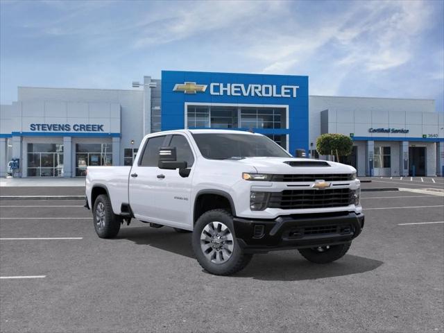 2026 Chevrolet Silverado 2500HD Crew Cab, Long Bed, Custom, RWD