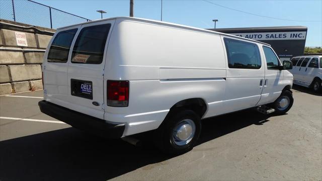 2004 Ford E-350 Super Duty E-350