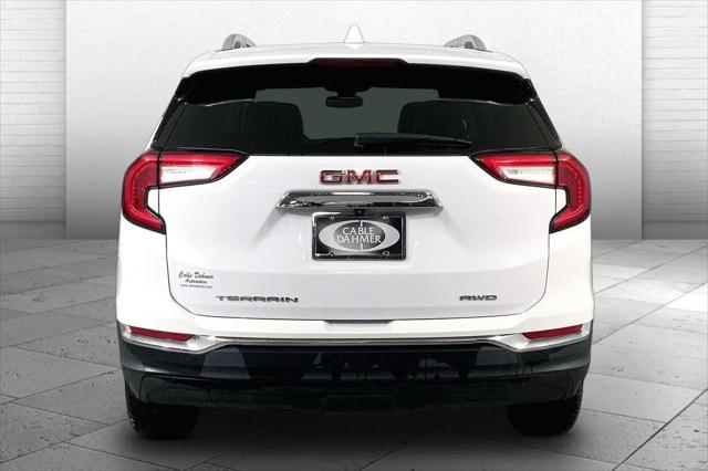 2024 GMC Terrain AWD SLT