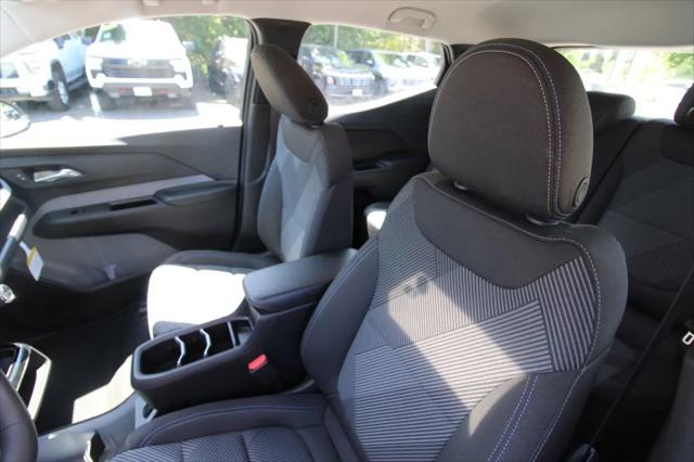2027 Chevrolet Bolt LT FWD