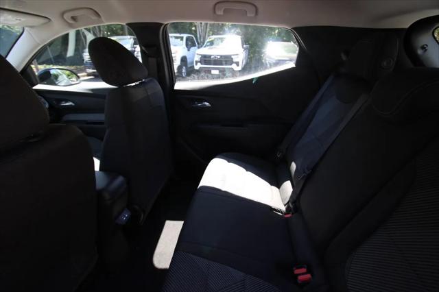 2027 Chevrolet Bolt LT FWD