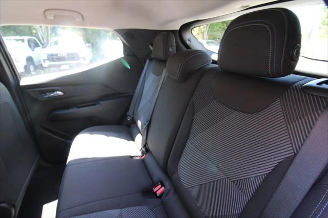 2027 Chevrolet Bolt LT FWD