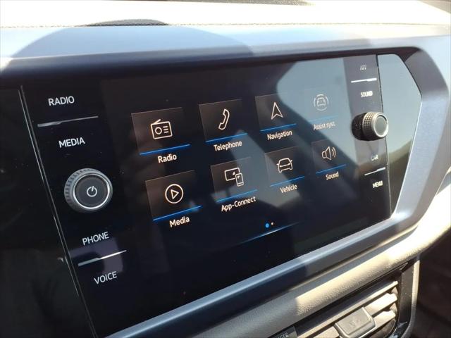 2023 Volkswagen Taos 1.5T SE