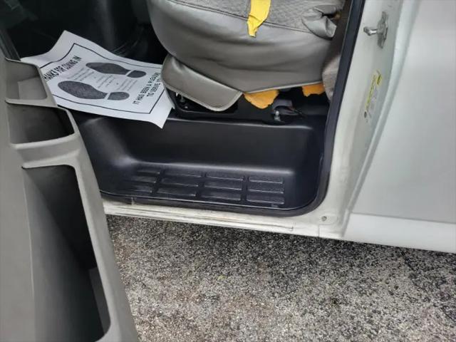 2009 GMC Savana 3500 Work Van
