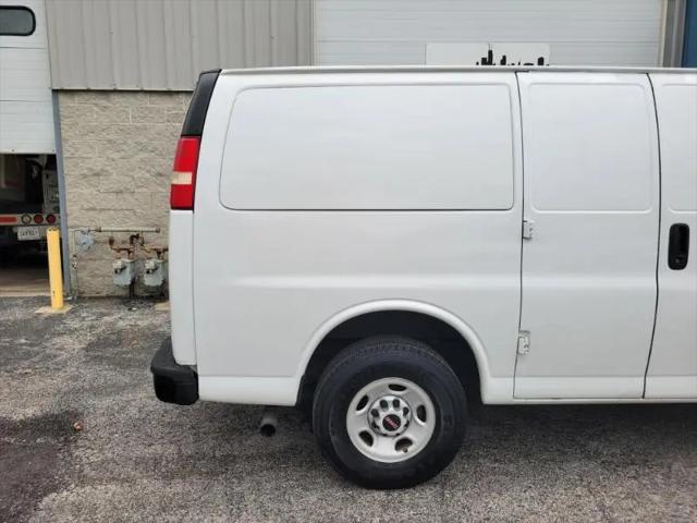 2009 GMC Savana 3500 Work Van