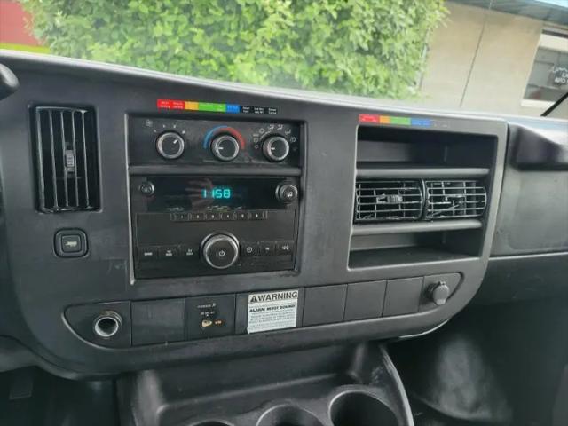2009 GMC Savana 3500 Work Van