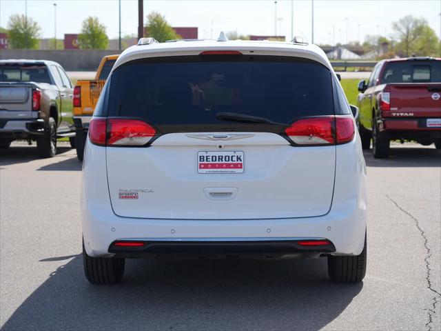 2020 Chrysler Pacifica Touring L Plus