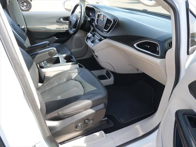2020 Chrysler Pacifica Touring L Plus