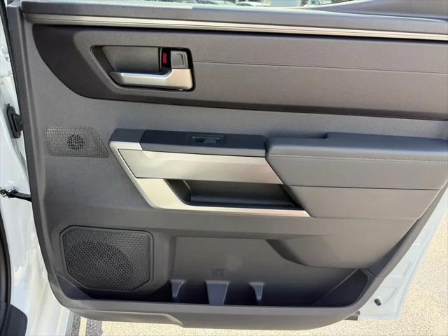2026 Toyota Tundra SR5 CrewMax 5.5' Bed