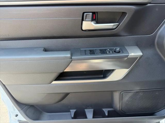 2026 Toyota Tundra SR5 CrewMax 5.5' Bed