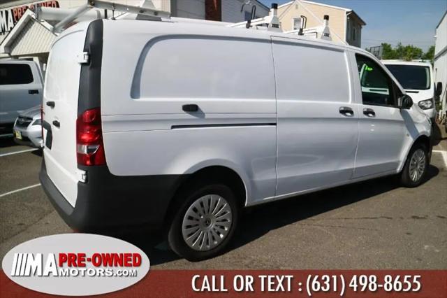 2022 Mercedes-Benz Metris Standard