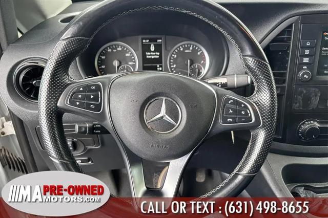 2022 Mercedes-Benz Metris Standard