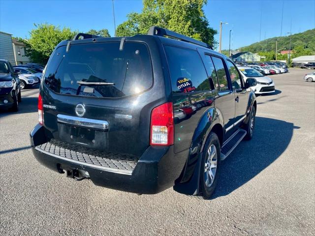 2011 Nissan Pathfinder Silver