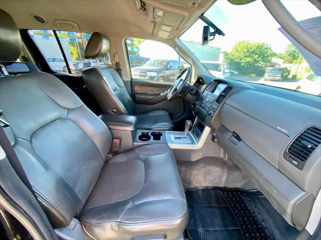 2011 Nissan Pathfinder Silver