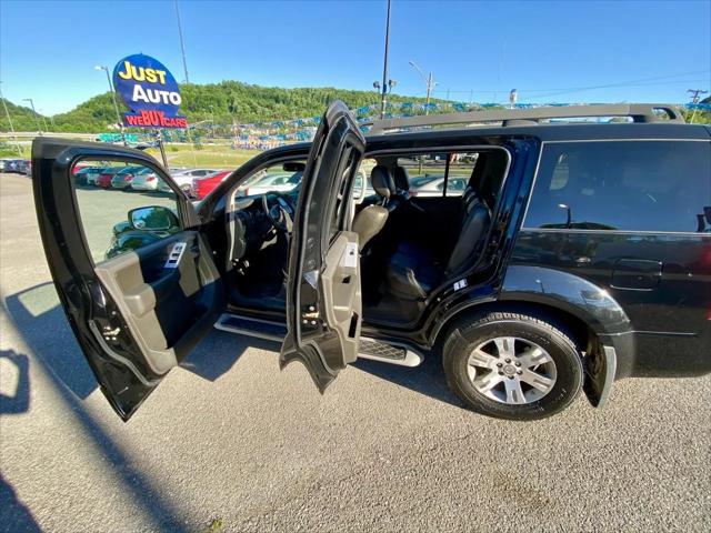 2011 Nissan Pathfinder Silver