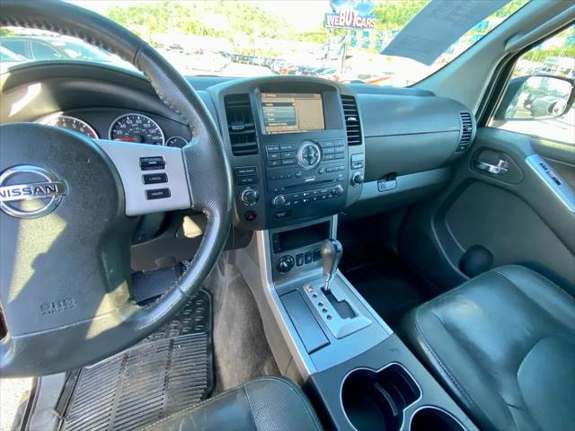 2011 Nissan Pathfinder Silver