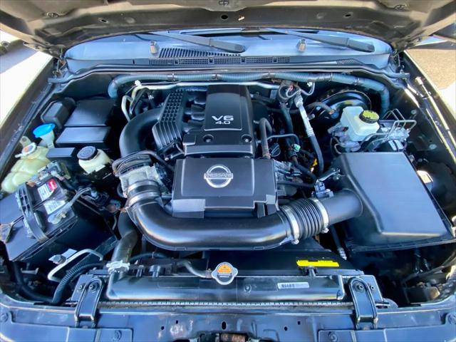 2011 Nissan Pathfinder Silver