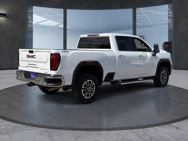 2025 GMC Sierra 2500HD 4WD Crew Cab Standard Bed SLT