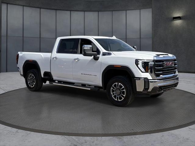 2025 GMC Sierra 2500HD 4WD Crew Cab Standard Bed SLT
